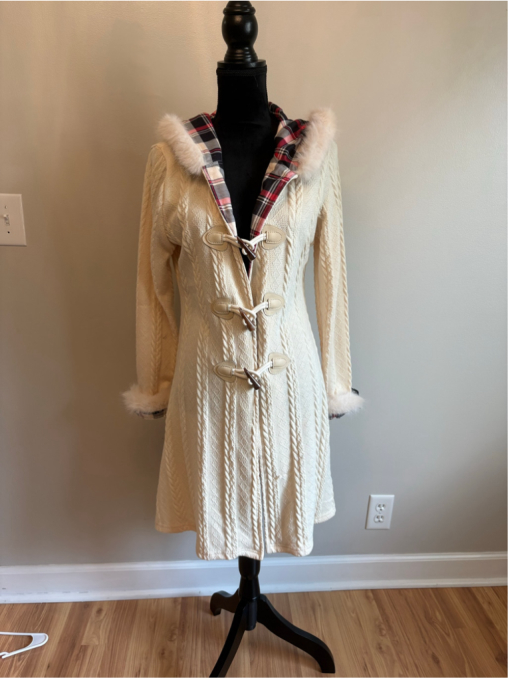 Women's Unbranded Cream Cable Knit Duffle Coat with Plaid Hood L
